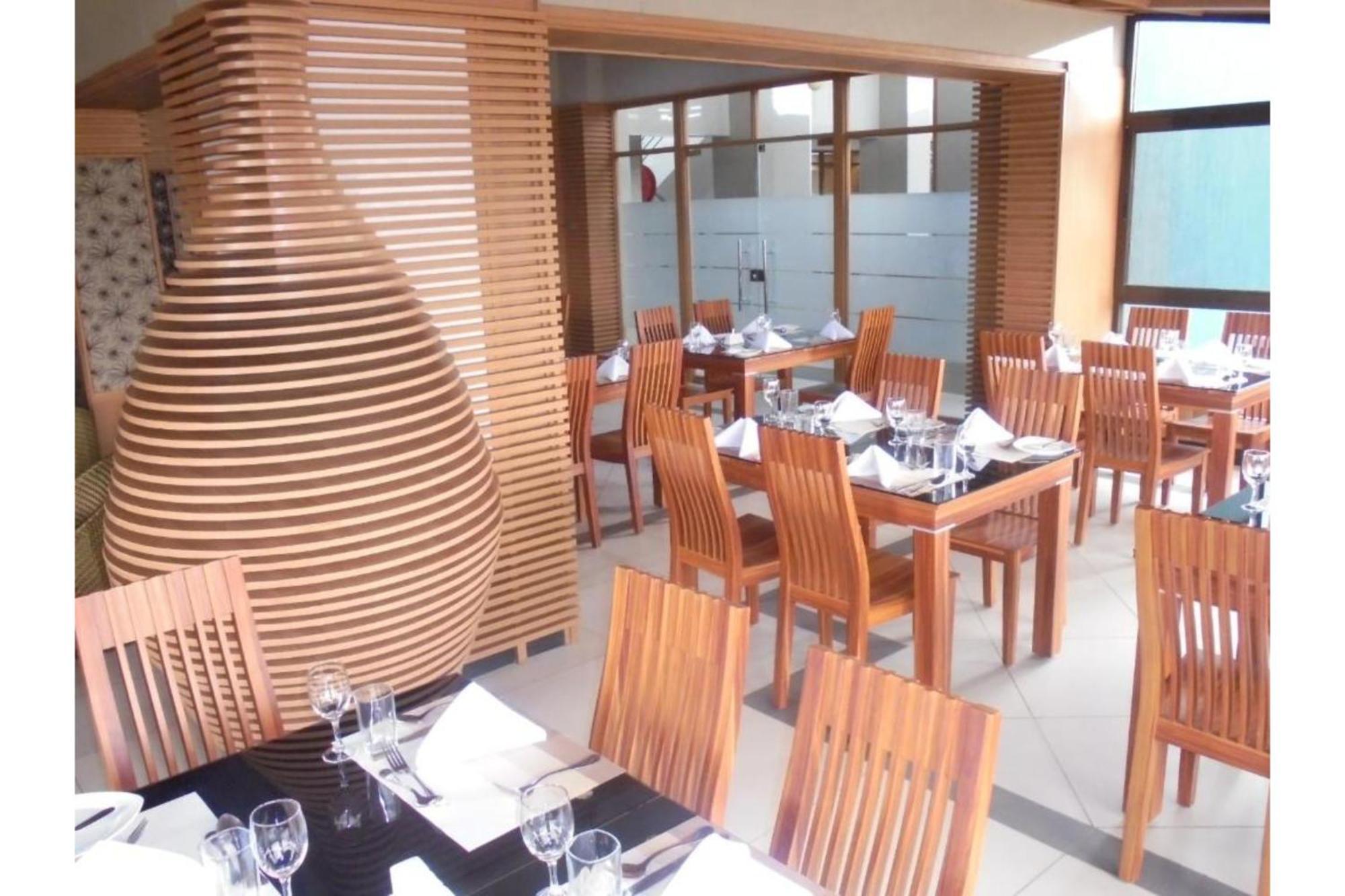 We Hotel & Suites Nairobi Exterior foto